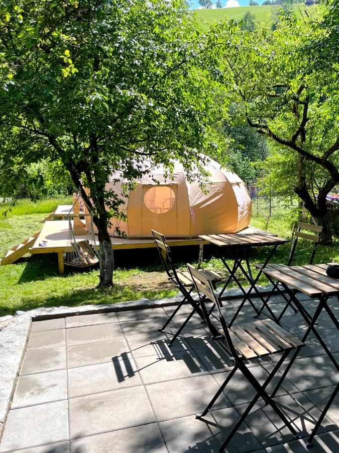Flore'S Garden Glamping Bran  Luaran gambar